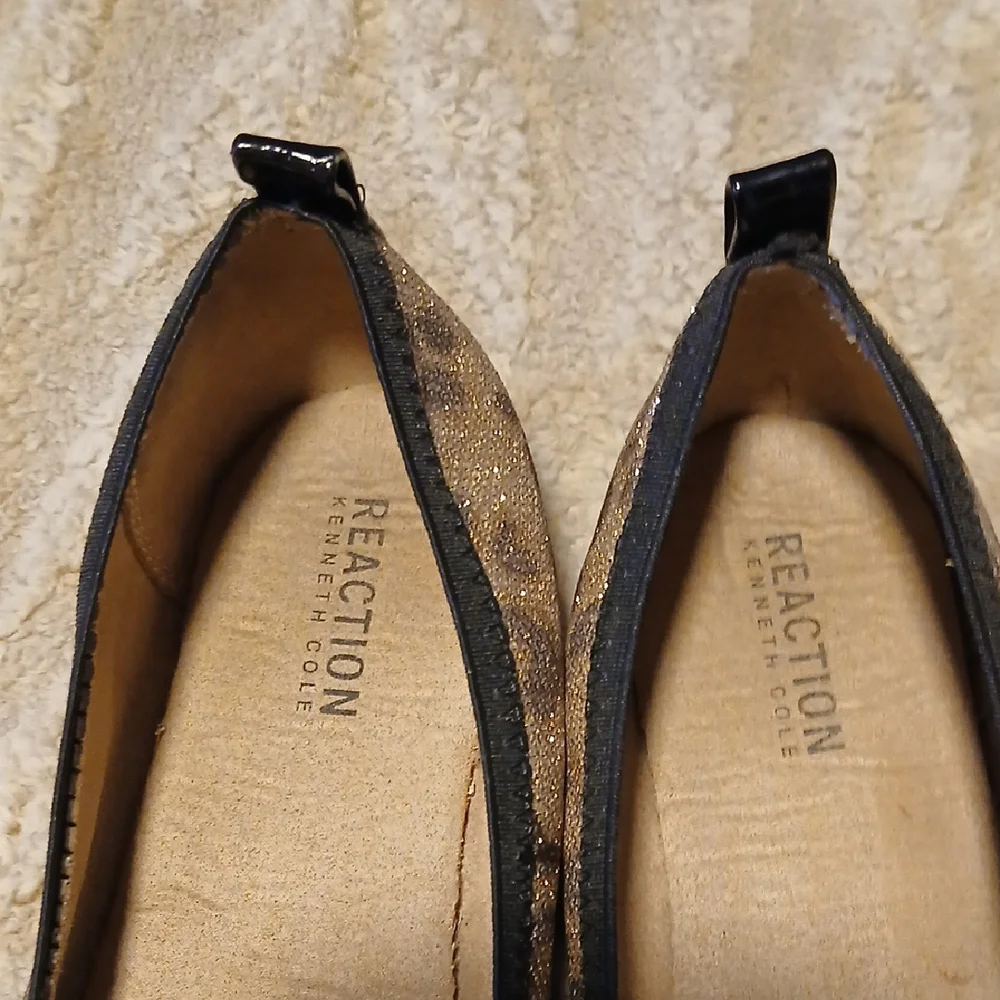 Kenneth Cole Reaction Gold and Black Dress Shoes
